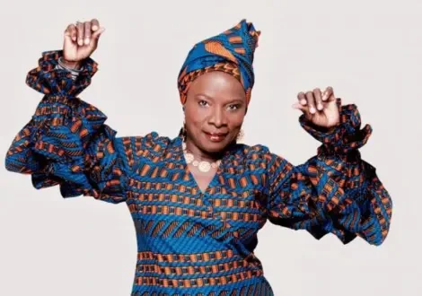 angelique-kidjo-mouvement-danse