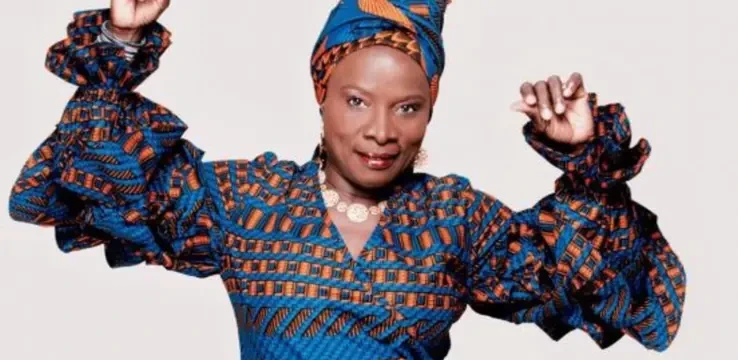 angelique-kidjo-mouvement-danse