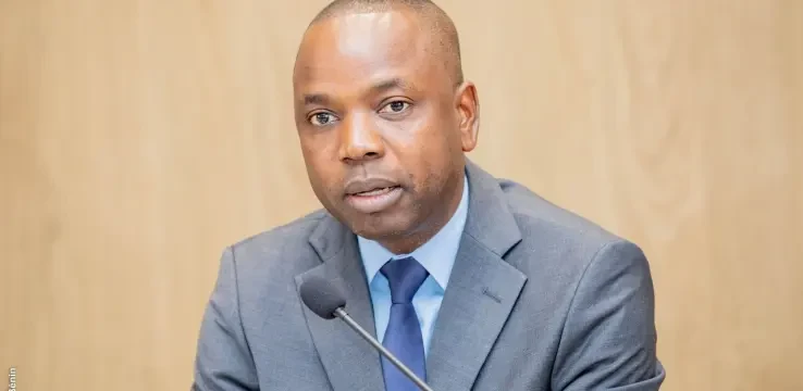 bon-aristide-medenou-ministre-finances