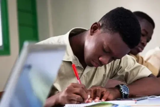 examen-eleves-benin