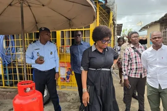 mairie-cotonou-essence