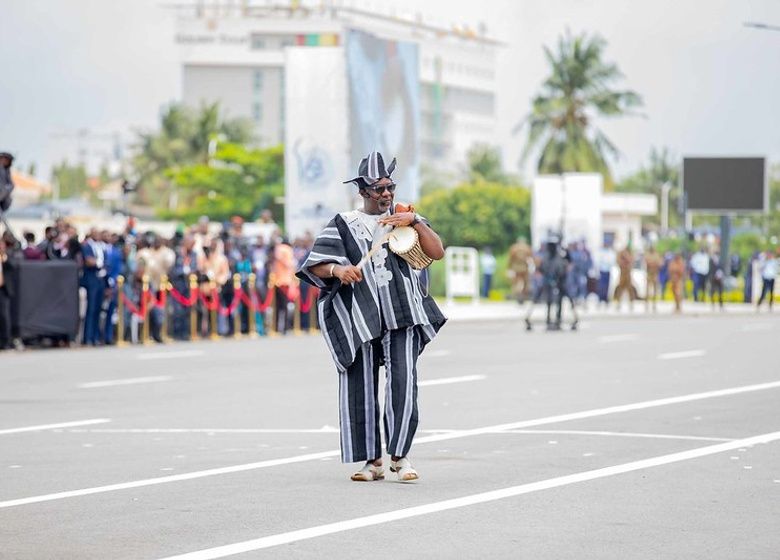l’artiste percussionniste nigérian Kofo Wonder