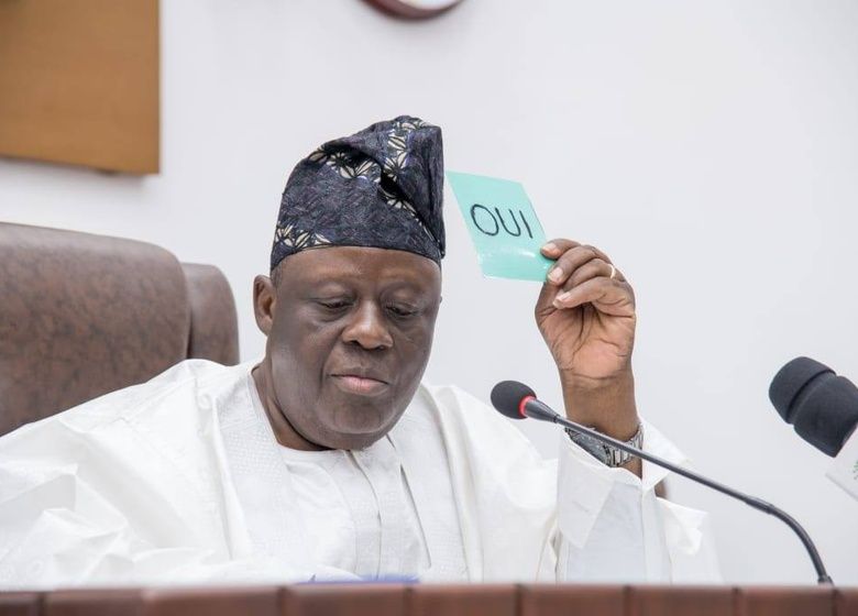 Louis Vlavonou, président de l'Assemblée nationale du Bénin, à la plénière de révision de la constitution